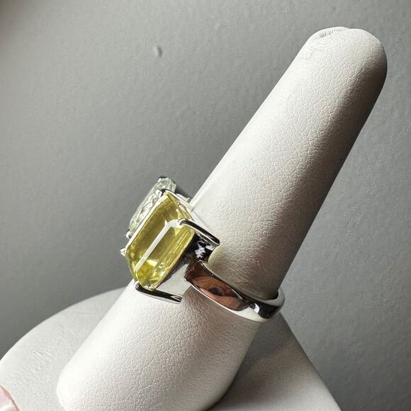 NWOT Stunning Green Quartz/Lemon Quartz ring in Sterling Silver! - Picture 9 of 9